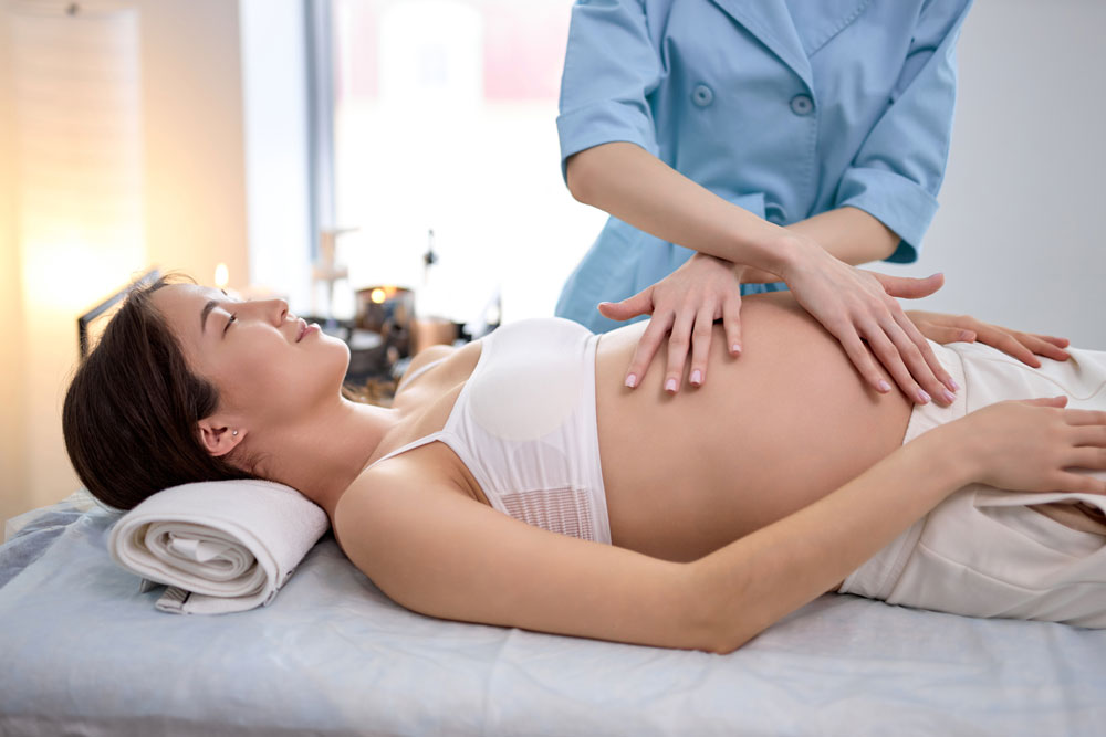 What To Expect During Your Prenatal Massage Session